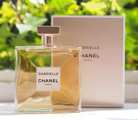 review chanel gabrielle perfume